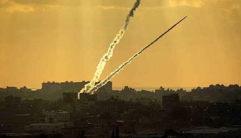 الاحتلال يعترف بإصابة مستوطن في رشقة صاروخية على “سديروت”