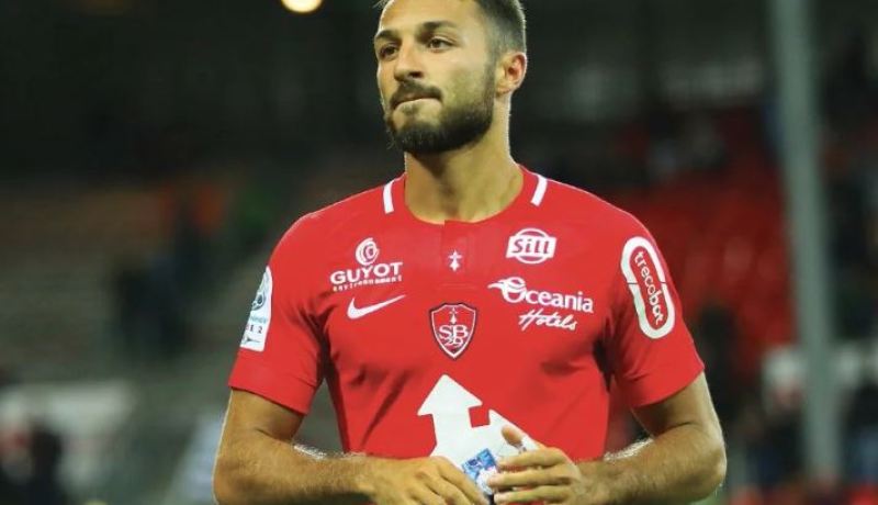 بلقبلة مطلوب من عملاق أسكتلندا