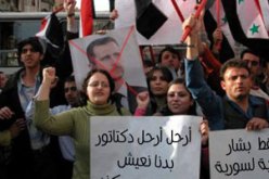 مقتل 53 مدنيا في قمع التظاهرات الجمعة في سوريا