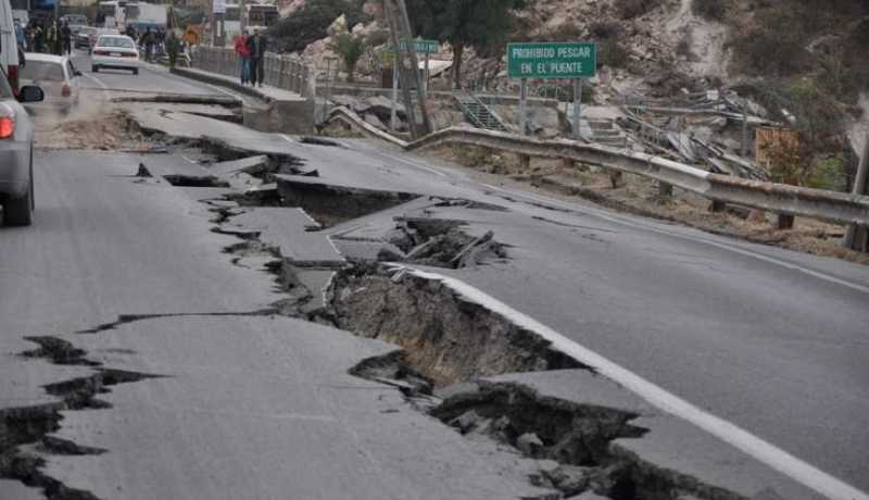 زلزال بقوة 7 درجات يضرب كاليفورنيا