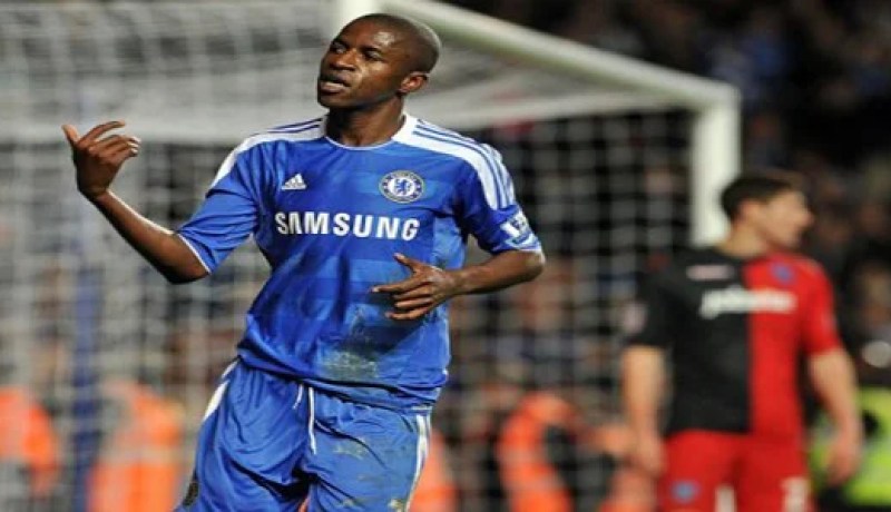 تشلسي يمدد عقد البرازيلي راميريش لـ 5 سنوات