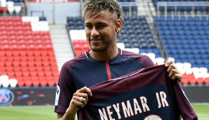تأهيل “نيمار” رسميا مع باريس سان جيرمان