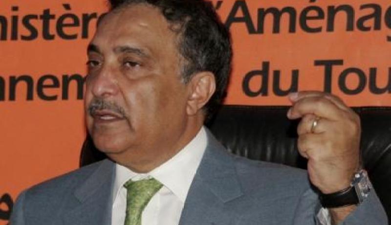 مافيا العقار تتنكر للوالي آيت عبد الرحيم