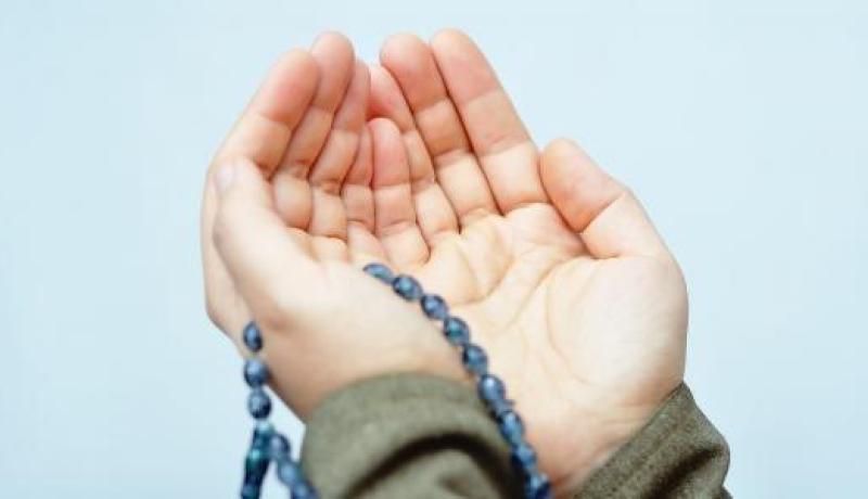 رمضان فرصة لا تعوض وموسم خير فاحذر الحرمان