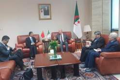 وزير المالية يستقبل سفير الصين لدى الجزائر