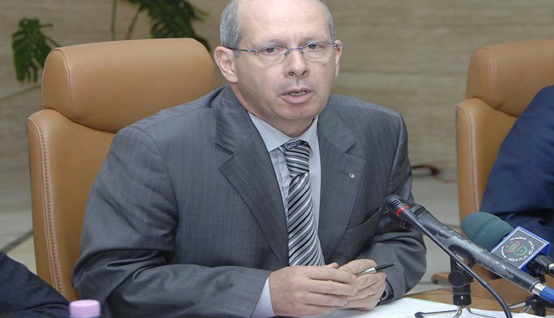 من هو الوزير عبد الرحمان راوية