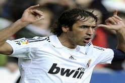 راؤول يصدم عشاق ريال مدريد بمساندة برشلونة