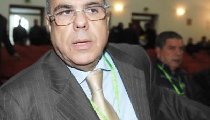 ”فيتو” اللاعبين متواصل ويرفضون الإعتراف بالقانون الداخلي