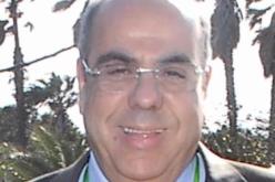 محترفون يتكبرون عن “الخضر” وآخرون يلهثون وراء الألوان الوطنية