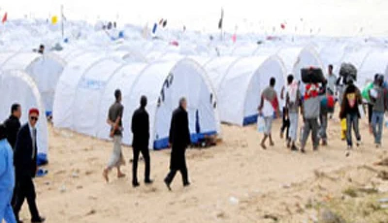 سكان الجنوب التونسي يستقبلون لاجئين ليبيين بالترحاب