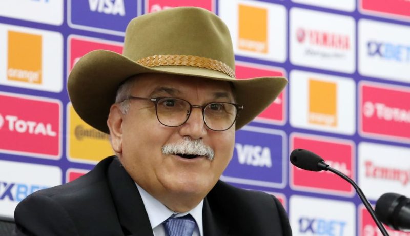 الدكتور زرقيني: “شروط استئناف التدريبات والمباريات لن تكون سهلة” !