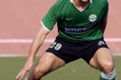 يحي شريف يعود للتدريبات ويؤكد :”لم أقاطع وغبت لأسباب عائلية “