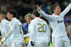 ريال يسحق راسينغ سانتندار ويعزز موقعه في صدارة دوري اسبانيا