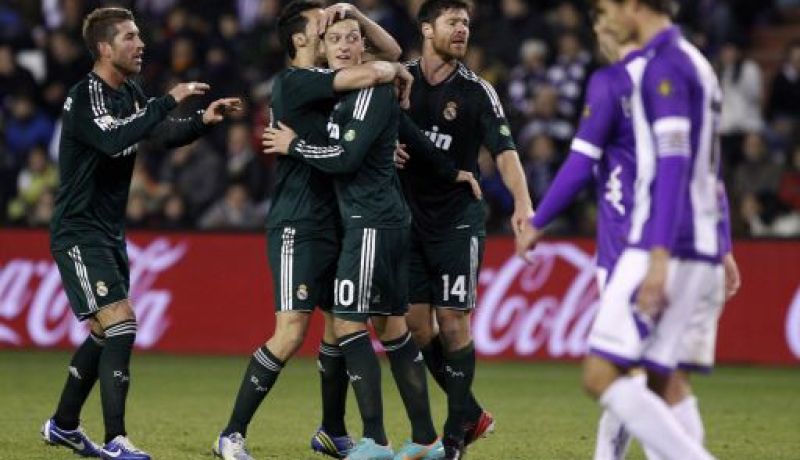 أوزيل ينقذ ريال مدريد من مقصلة بلد الوليد