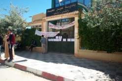 مواطنون يغلقون مقر البلدية بالسلاسل في عين معبد بالجلفة