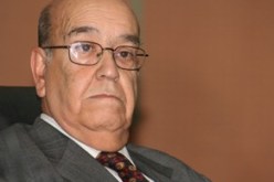 السماح لابنة رضا مالك بتحويل لوحة فسيفساء فريدة  في العالم من باتنة إلى فرنسا