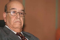 أمريكا تعزّي الجزائر في وفاة رضا مالك