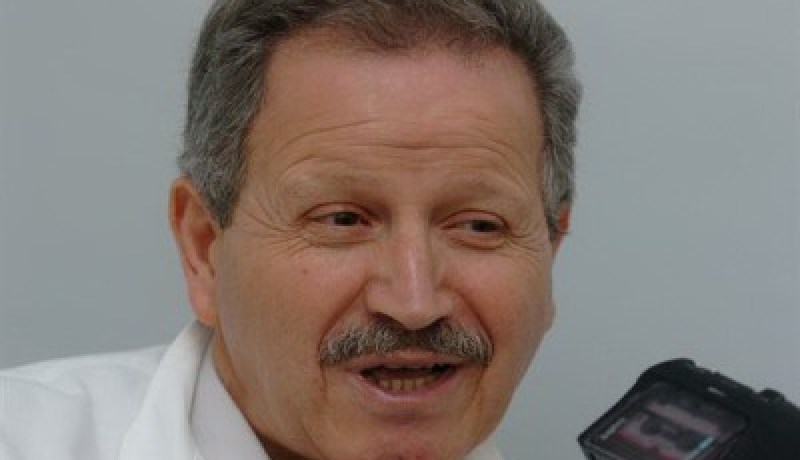 عندما‮ ‬يهان وزيرٌ‮ ‬بطريقة عجيبة