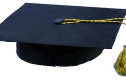 تلميذة ثانوية تقود عصابة للسطو على مسكن جارها في‮ ‬وهران