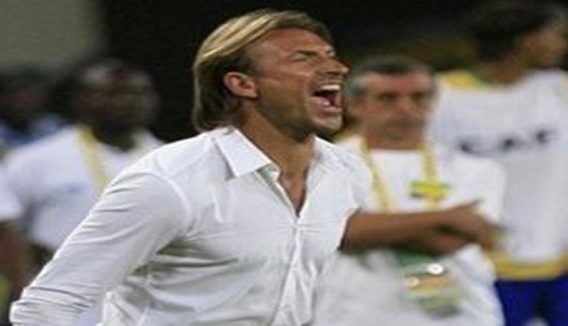 رونار يشيد بروح لاعبي منتخب زامبيا عقب الفوز بكأس أمم افريقيا