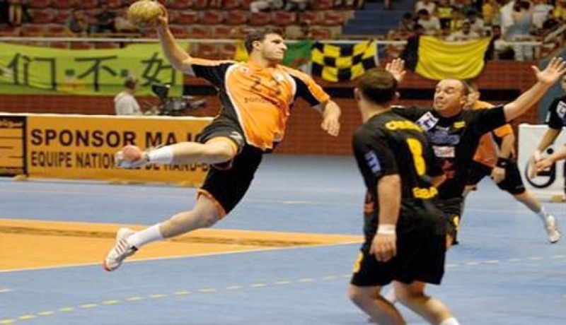 المجمع البترولي يتوج بالبطولة الوطنية لكرة اليد