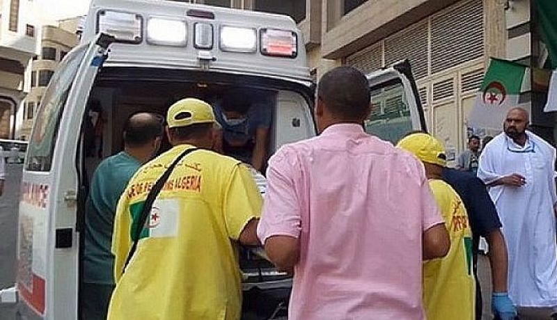 حاجة جزائرية ترزق بمولود بمشعر منى ثاني أيام العيد