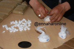 صاحب مقهى ونادلان يروّجان الكوكايين في وهران