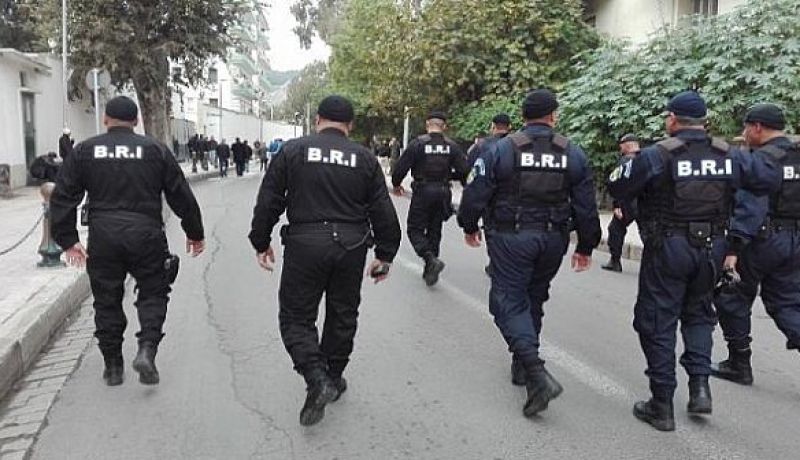 تيارت..  تحويل أكثر من 1300 شخص على القضاء وحجز 405 مركبة مخالفة للحجر الصحي