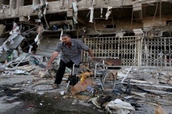 مقتل 10 أشخاص إثر تفجير انتحاري في أفغانستان