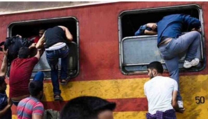 المجر ستخصص حافلات لنقل المهاجرين إلى حدود النمسا