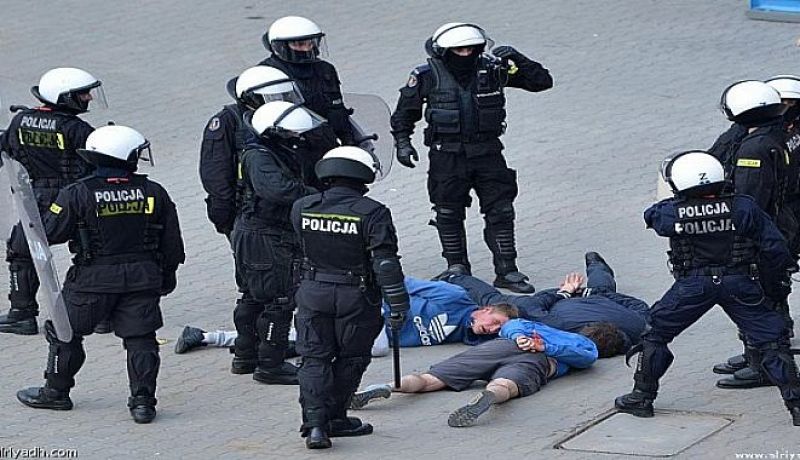 إيقاف 8 مروّجين لـ”الهيرويين” في بولونيا