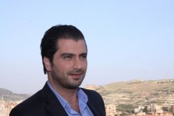 نجاة السوري معتصم النهار من قذيفة هاون