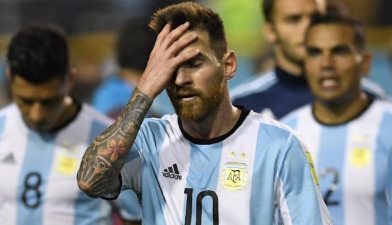 الأرجنتين تواجه خطر إيقاف ميسي في مونديال روسيا !