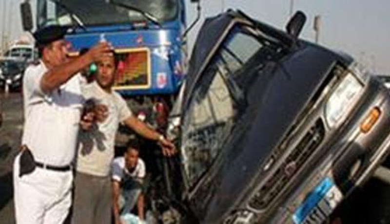 مصرع سائحة ألمانية وإصابة أربعة شرطيين في حادث مرور شرق القاهرة