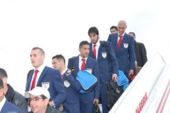 الجماهير الجزائرية تستقبل محاربي الصحراء بالبطاقات الحمراء احتجاجا على مهزلة كوفي كودجيا