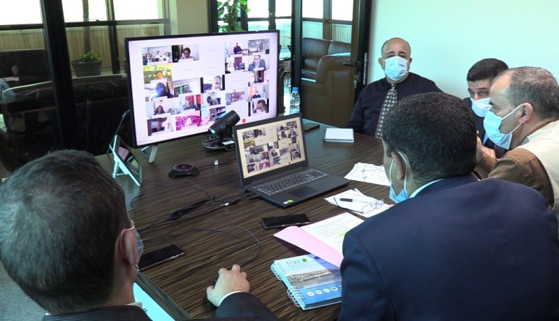 رزيق يأمر المدراء الجهويين بتشديد الرقابة على الفضاءات التجارية