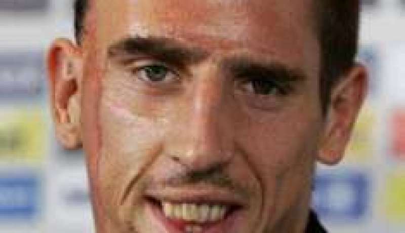 ريبيري: ريال مدريد وبرشلونة وتشيلسي ومانشستر سيتي يطاردونني