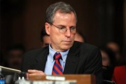 السفير الامريكي في سوريا التقى بمخربين وحضهم على التظاهر في حماة