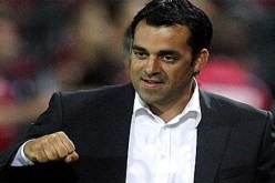 مدرب ليفركوزن يشيد بأداء فريقه الدفاعي في الشوط الأول