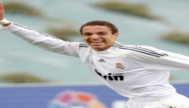 ريال مدريد وأرسنال يتافسان للحصول على خدمات رودريغو مورينو