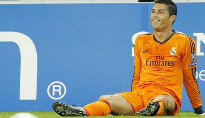 إصابة رونالدو تقلق البرتغال وريال مدريد