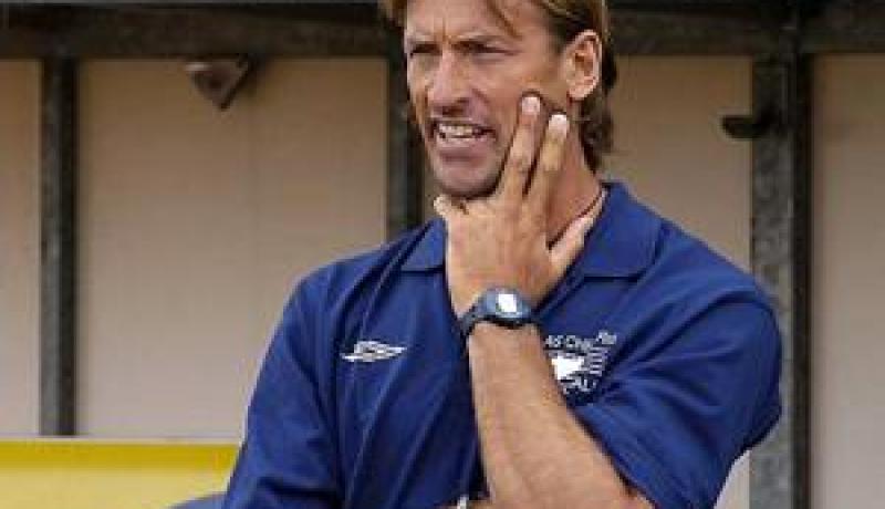 رونار يواصل تصريحاته الاستفزازية والبهلوانية قبل موقعة البليدة