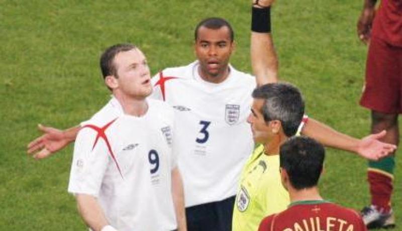 مونديال 2010: فيرغوسون اتصل بروني ليقدم له الدعم
