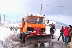 الثلوج تغلق عدة طرقات وطنية وولائية في باتنة