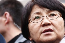 الحكومة القرغيزية المؤقتة تأمر بإنشاء لجنة عليا لإحلال الأمن والنظام في البلاد