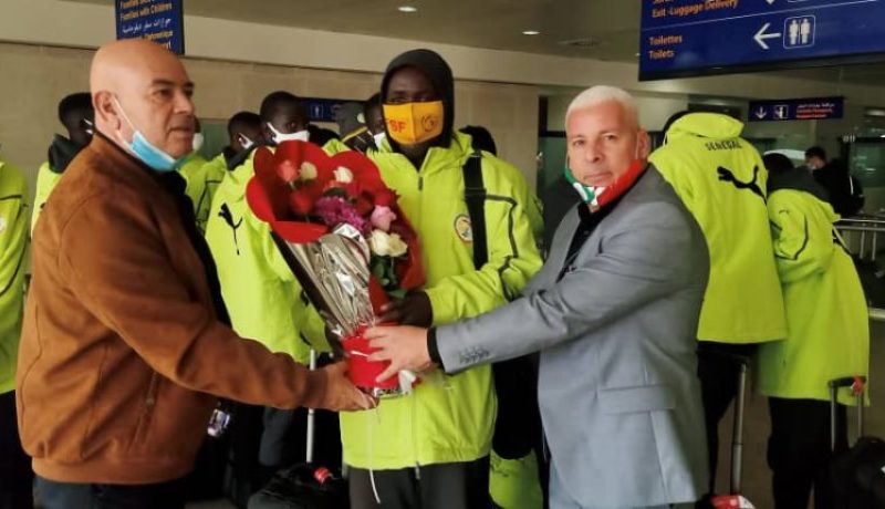 بالصور.. المنتخب السنغالي يصل الجزائر تحسبا لمواجهة الخضر