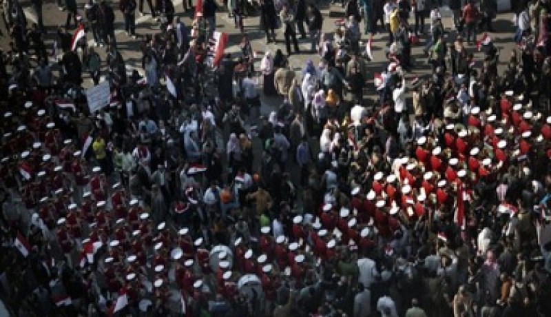 أكثر من مليوني شخص يؤدون صلاة الجمعة في ميدان التحرير بمصر