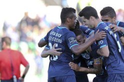 روما يصارع ريال مدريد على ظهير بورتو