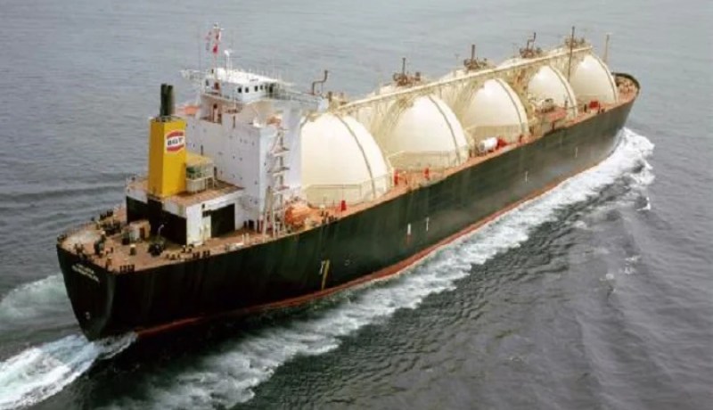 تونس تستقبل باخرة جزائرية محملة بـ400 طن من الغاز