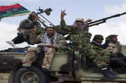 ثوار ليبيا‮ ‬يهدّدون بحمل السلاح ضد المجلس الانتقالي